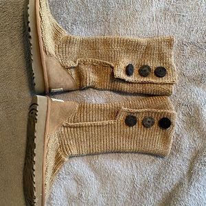 UGG classic cardy boot